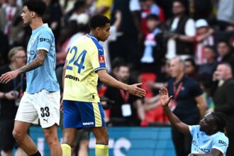 Crystal Palace worry for Leeds as they aim for last-minute hijack of Shay Charles