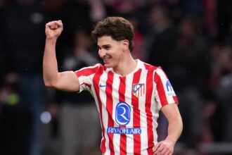 Julian Alvarez celebrates scoring for Atletico Madrid against Barcelona