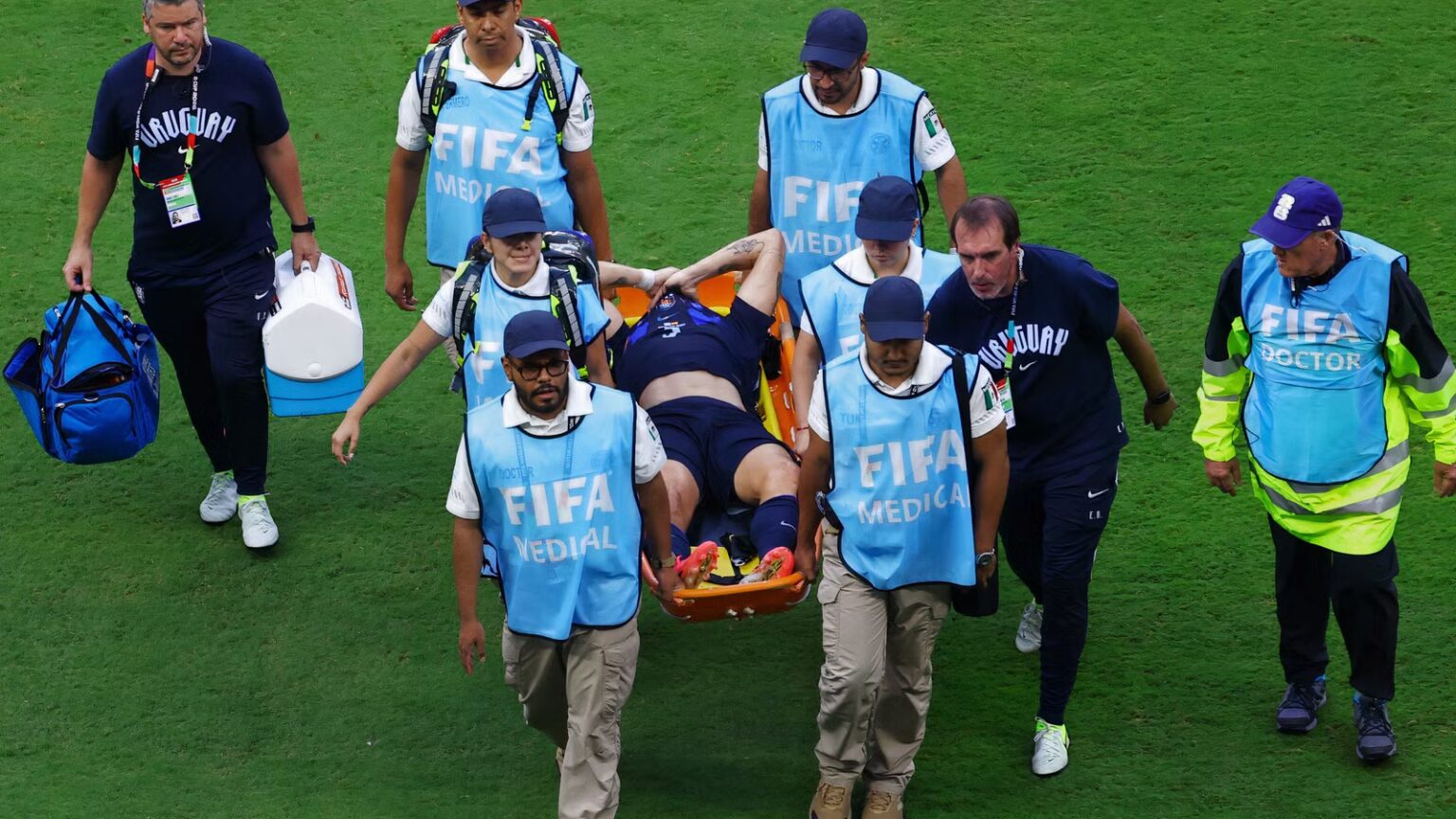 Manuel Ugarte announces recovery schedule after unusual injury
