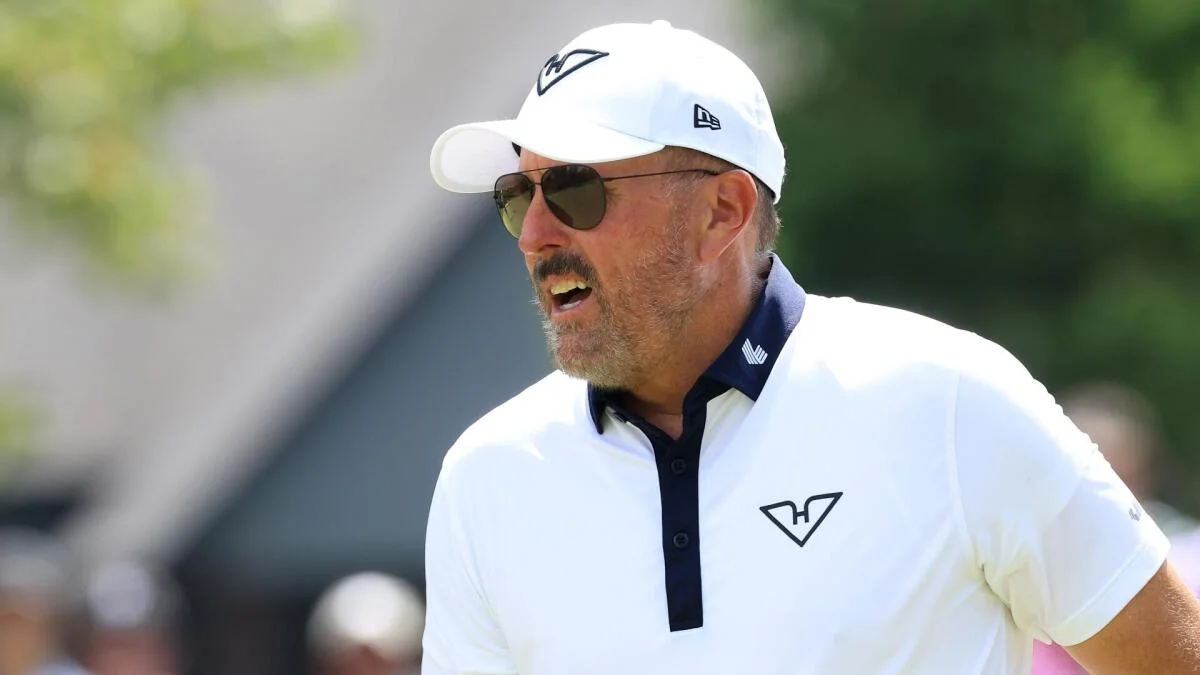 Phil Mickelson accused of molestation by Pat Perez's ex-wife