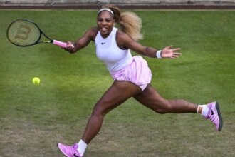 Serena Williams returns to singles at Wimbledon, teams with Venus in doubles