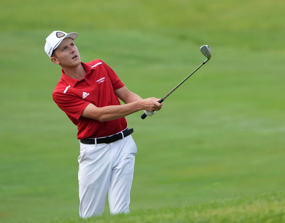Seymour's Chigurh won his second gold medal at the state title. Winneconne wins team title