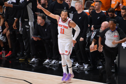The Knicks take Game 1 and Jalen Brunson slams the door. MLB trade deadline approaches