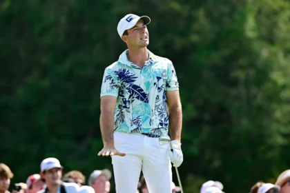 Viktor Hovland wins Travelers Championship in Monday's playoffs after Scotty Scheffler's spectacular miss