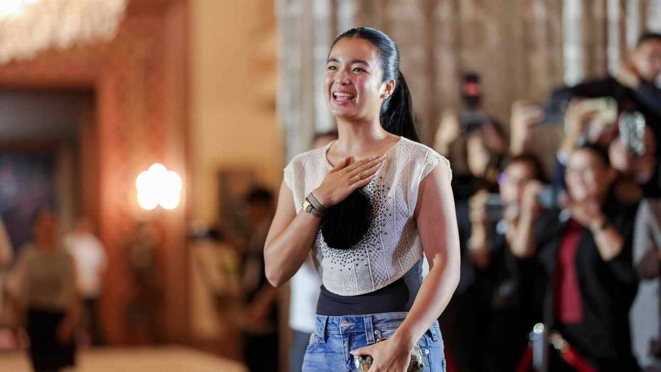 'This is our victory' Alex Ila receives a hero's welcome in Malacañang