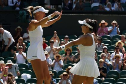Kristina Mladenovic and Guo Hanyu win Wimbledon women's doubles