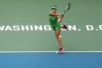 Alex Ila defeats Zheng Qinwen in Mubadala DC Open first round, setting up showdown with Leila Fernandes