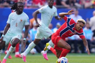Aston Villa begin contract negotiations with 'France's best midfielder' ahead of Man United