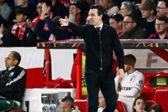 Aston Villa ready to hijack star signing as Benfica faces financial hit