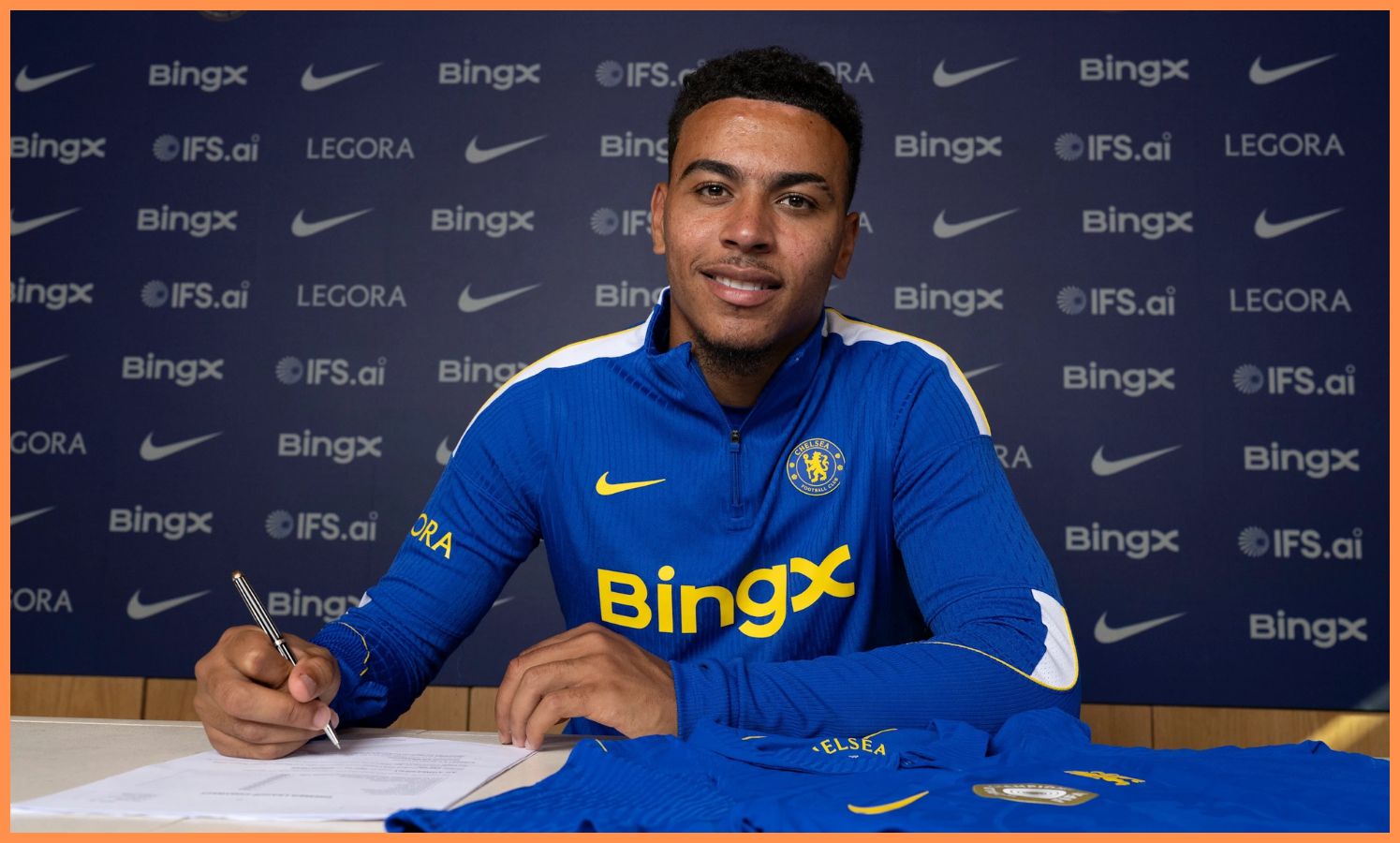 Morgan Rogers signs for Chelsea