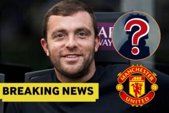 Fabrizio Romano with overlay of breaking news, mystery player and manchester united badge