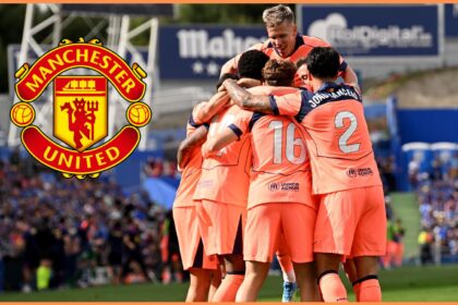 Marcus Rashford celebrates with his Barcelona teammates