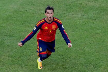 : Ferran Torres of Spain celebrates 1-0 during the World Cup match between Spain v Argentina