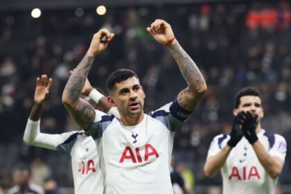 Cristian Romero celebrating for Tottenham