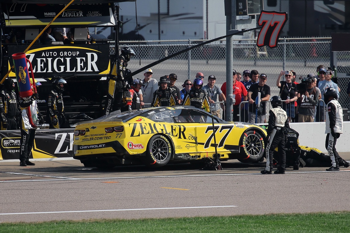 Carson Hocevar explains cause of restart pileup that disrupted strong race day