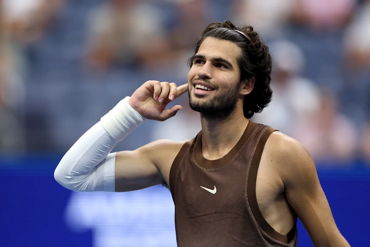2026 US Open: Carlos Alcaraz authors straight-sets victory over Roman Safiullin in first singles match back from injury