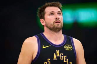 5 Key Questions Facing the Lakers Ahead of Training Camp