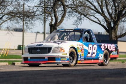 Kurt Busch buys NASCAR truck from rookie season for $110,000 at auction