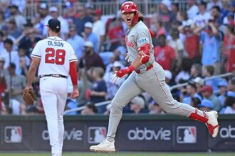 Alec Bohm’s 10th-inning homer secures Phillies’ win over Braves