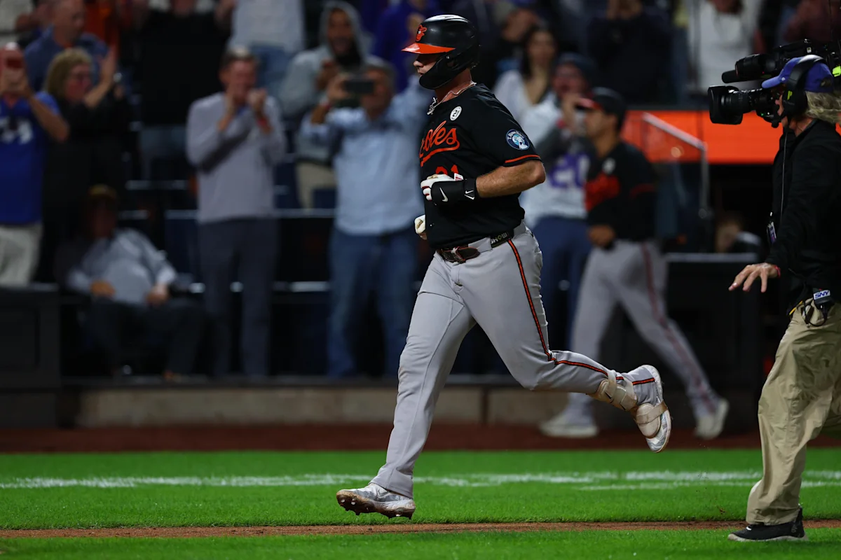 Alonso’s 300th homer and Mayo’s inside-the-park homer lead O’s to wild extra-inning win