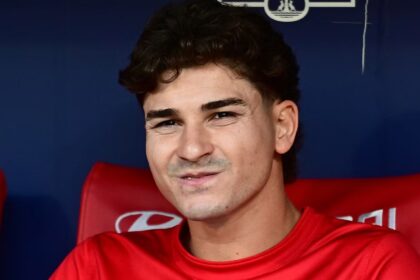 Arsenal soar into the race to sign Champions League striker instead of Alvarez