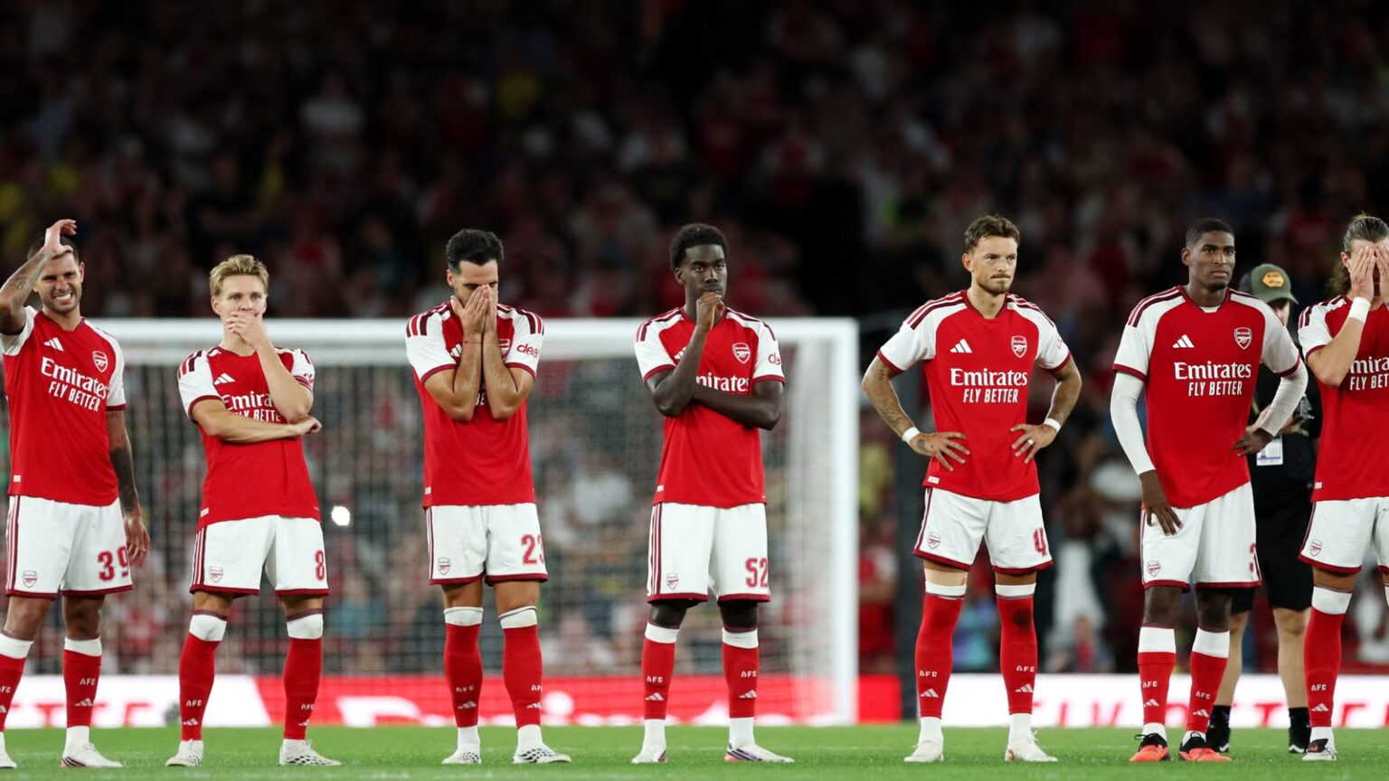 Arsenal star "feels undervalued" as January exit talks already held with four clubs