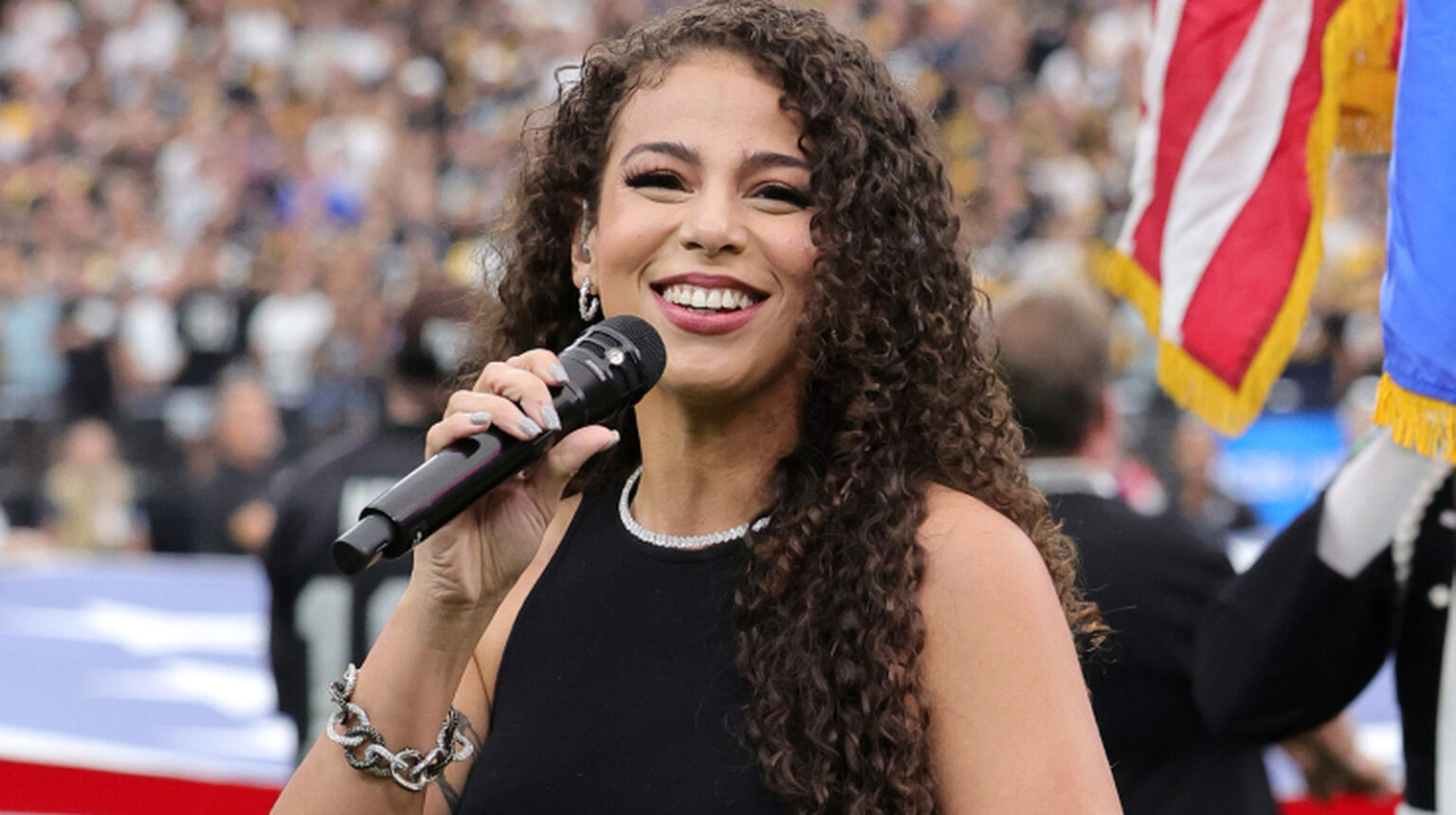Backstage Report on Former WWE Announcer Samantha Irvin's Contract Status