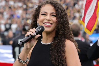 Backstage Report on Former WWE Announcer Samantha Irvin's Contract Status
