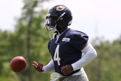 Bears Reportedly Extend Starting RB D'Andre Swift on 3-Year Deal