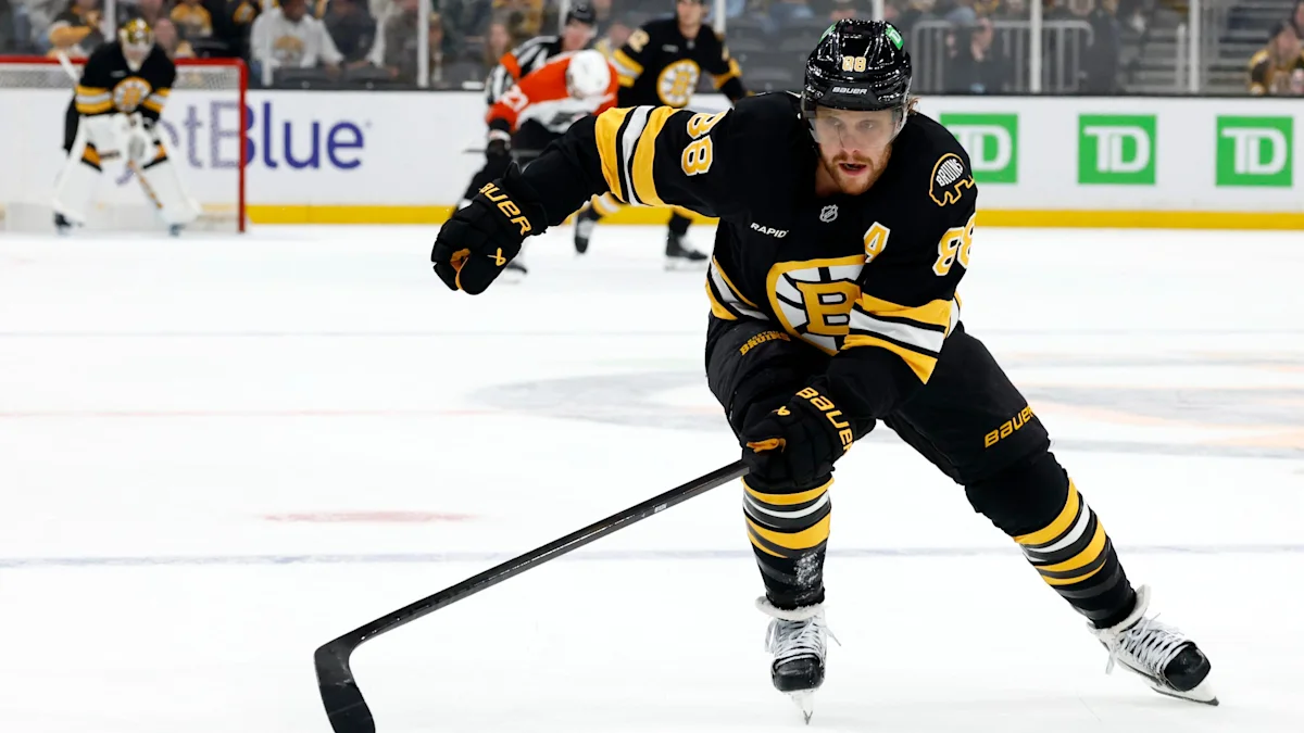 Bruins and Flyers face off in preseason Public Skate Pt. II