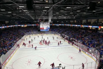 Canadiens narrowly defeat Senators in Kraft Hockeyville contest