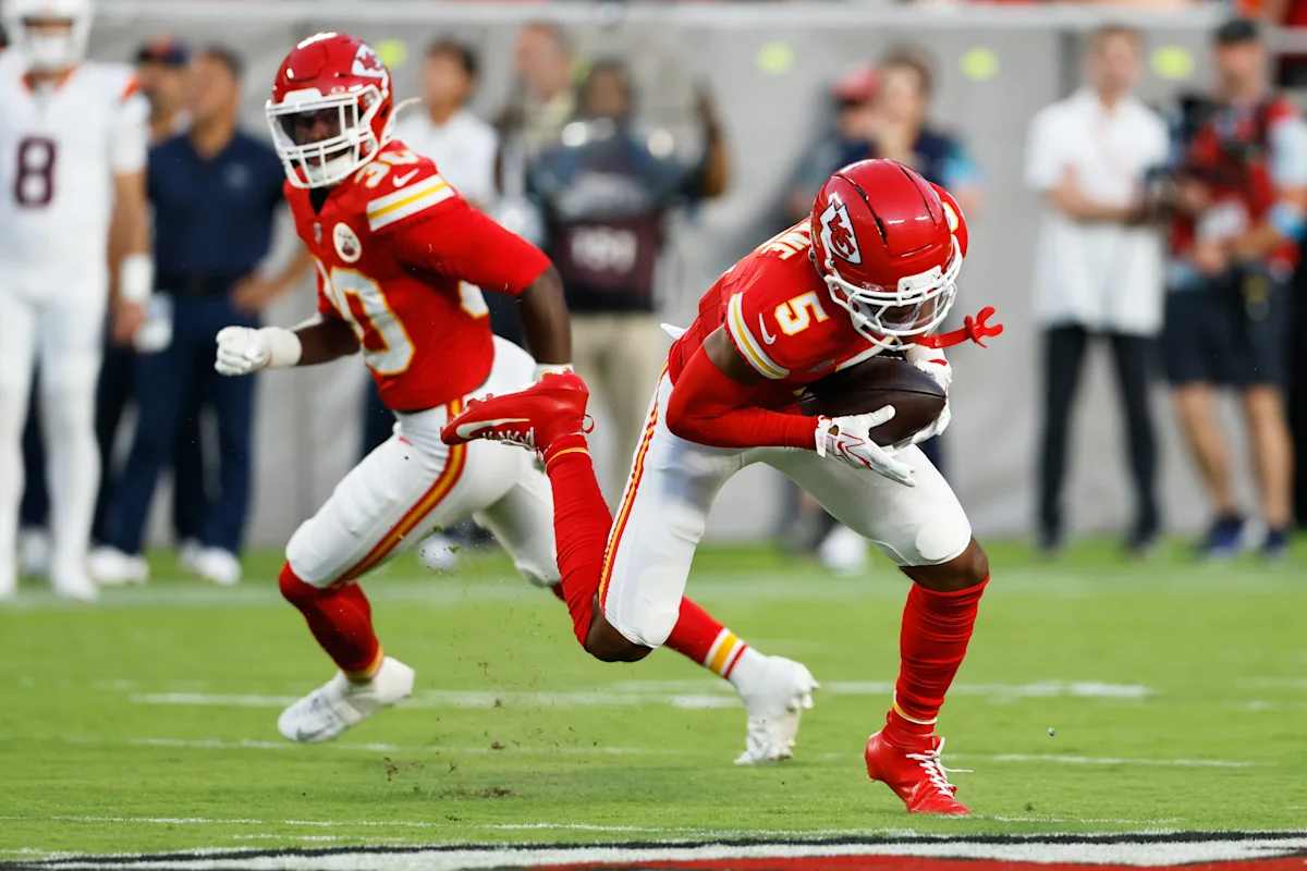 Chiefs' first-round rookie CB Mansoor Delane intercepts Bo Nix in his first NFL series, then ruled out with shoulder injury