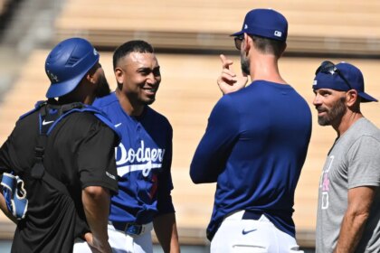Closer Edwin Diaz Returns After Month-Long Neck Injury Absence