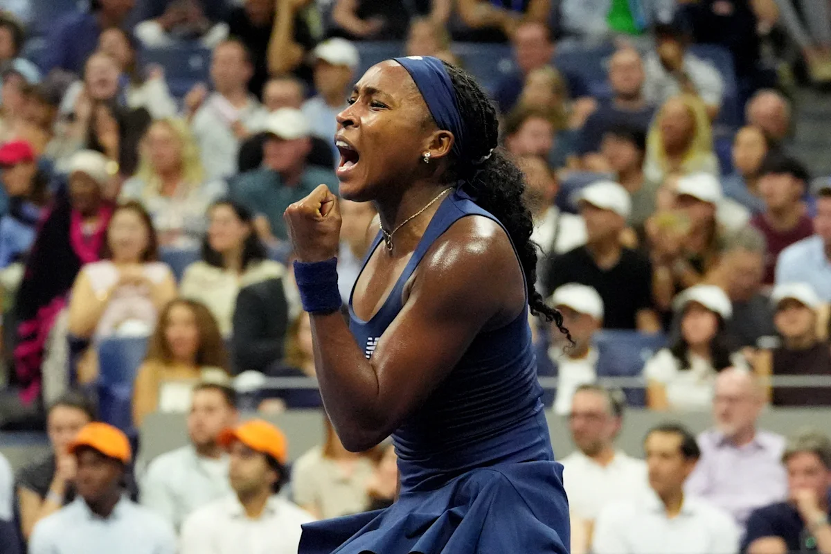 Coco Gauff starts quest for 2nd US Open title, World No. 1 ranking with impressive straight-sets win