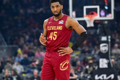 Donovan Mitchell Signs Extension in Cleveland, Saying 'I Love Being Here'