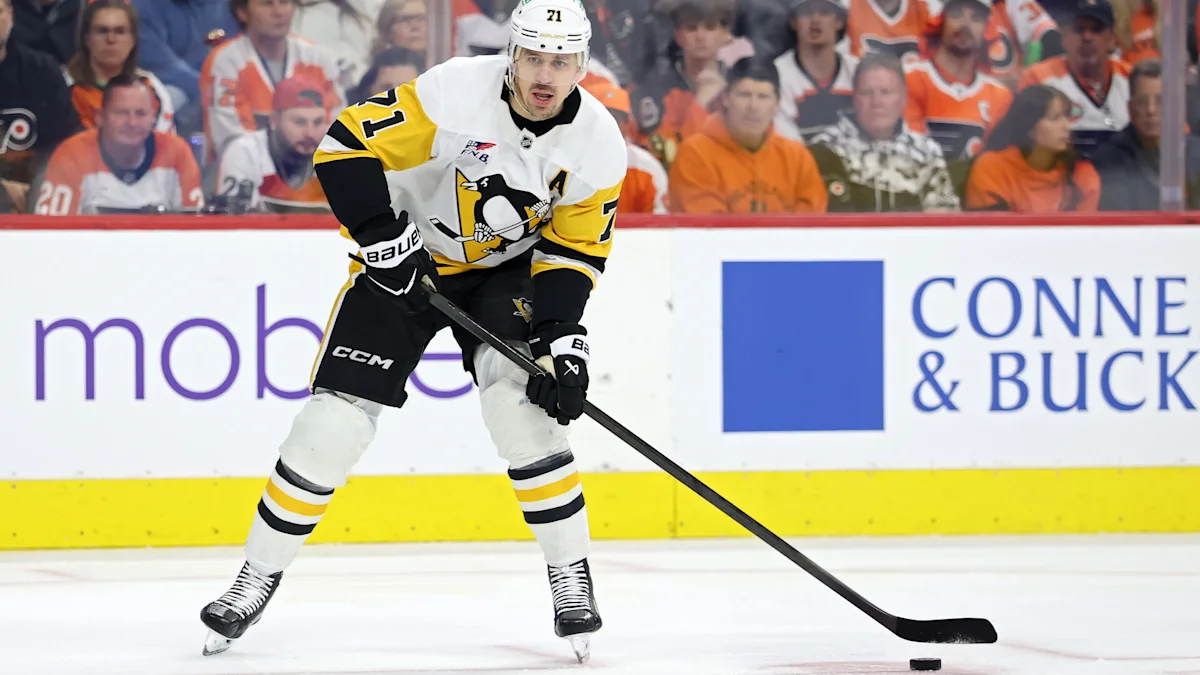 Evgeni Malkin returns to Pittsburgh for 21st NHL season