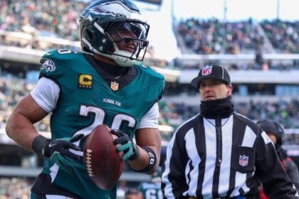 Expert's best bets and player props for Eagles vs. Bears Monday Night Football in NFL Week 3