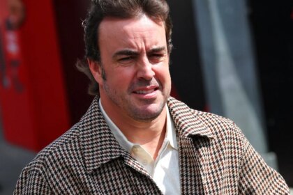 Fernando Alonso criticizes current F1 rules for "killing" classic tracks in talks with the sport