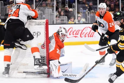 Flyers defeated by Bruins in preseason after losing Vladar