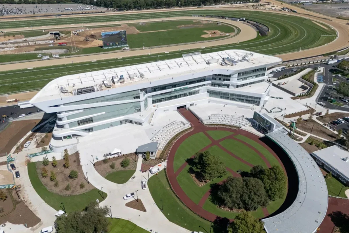 Forever Young highlights opening day at new-look Belmont Park