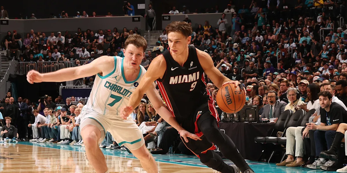 Former Arizona guard Pelle Larsson signs extension with Miami Heat