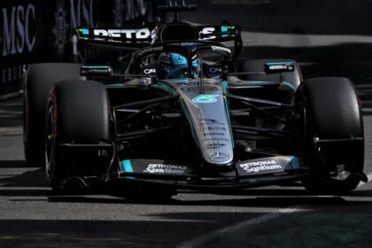 George Russell takes Azerbaijan GP pole after Kimi Antonelli crash