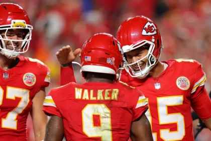 'I held my breath': Kenneth Walker carries Chiefs win; Patrick Mahomes says he's fully back in some areas, not others
