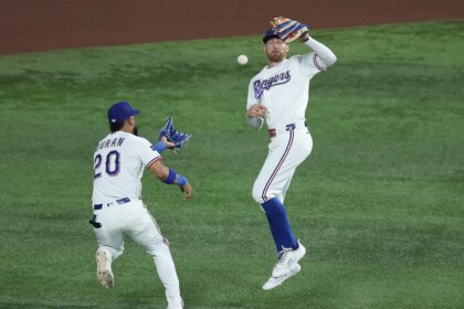Inspired by AL West, examining the weakest playoff teams in MLB history