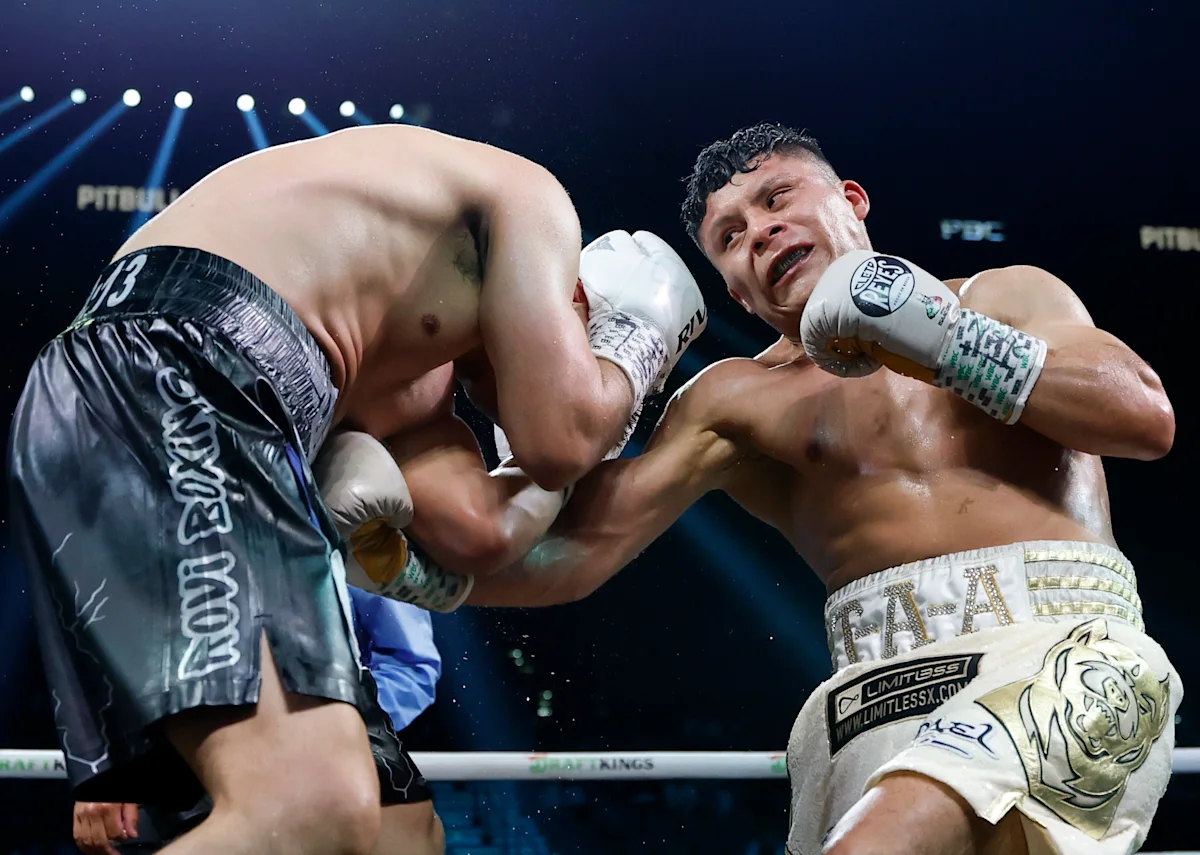Isaac Cruz vs. Nestor Bravo fight card, odds, start time, ring walks, and broadcast details for Saturday's bout