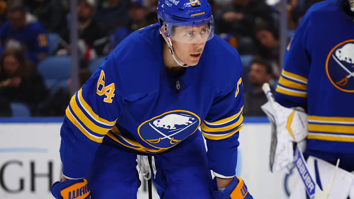 Islanders sign defenseman Logan Stanley for this season