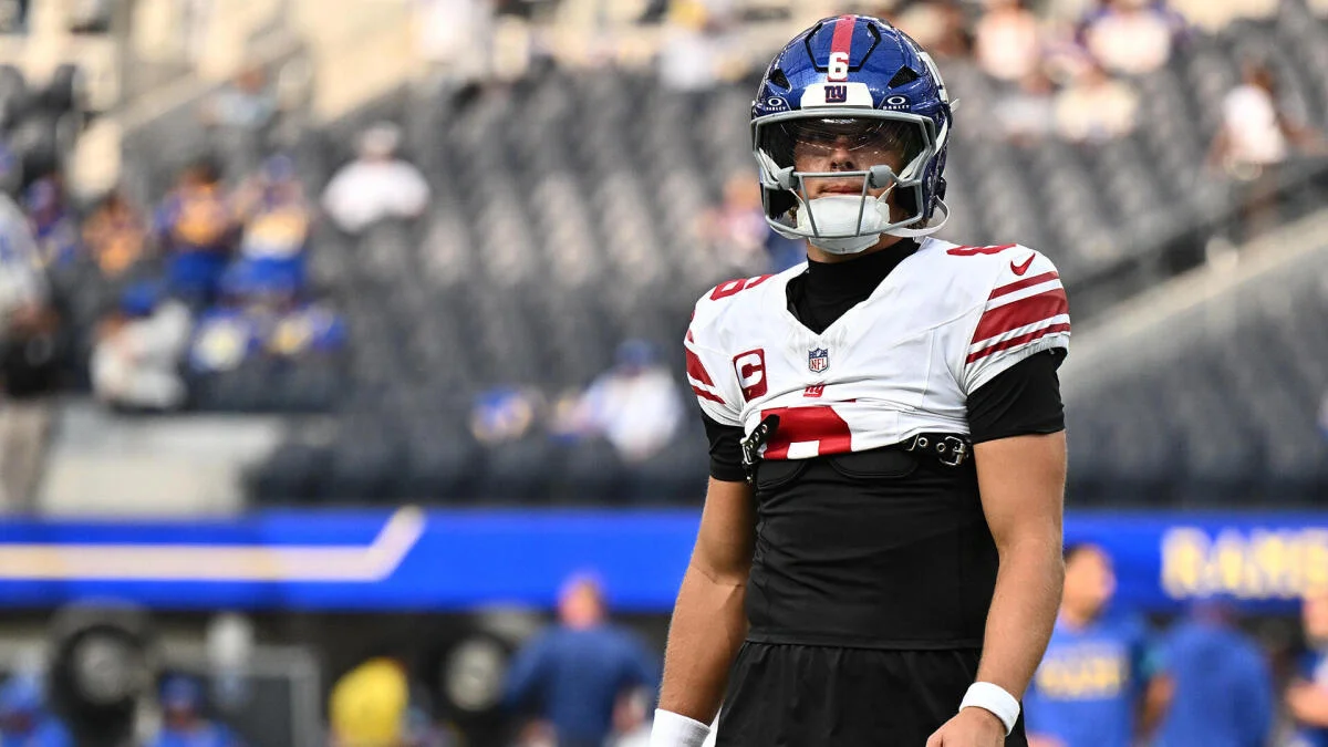 Jaxson Dart injury update: Giants QB injures knee in loss to Rams, will undergo MRI