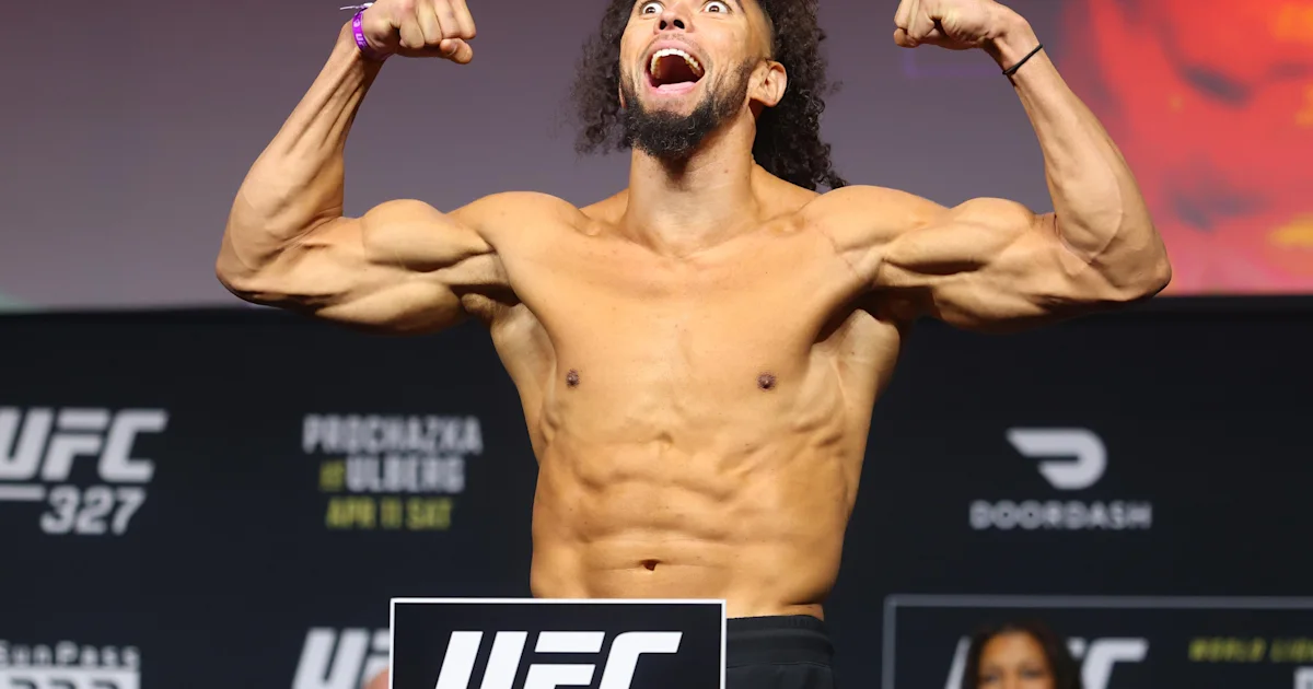 Johnny Walker aims to showcase full potential in UFC 332 heavyweight debut after struggles