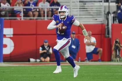 Josh Allen scores first touchdown in Bills' brand-new stadium