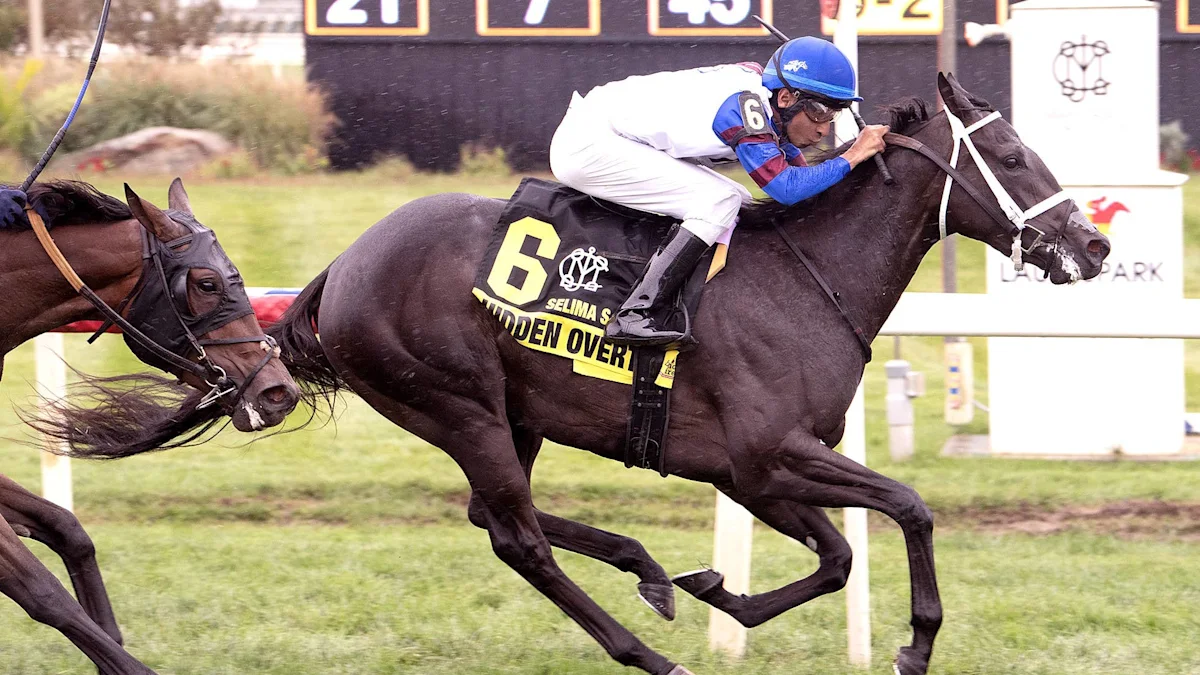 Julien Pimentel Celebrates First Stakes Win of Comeback